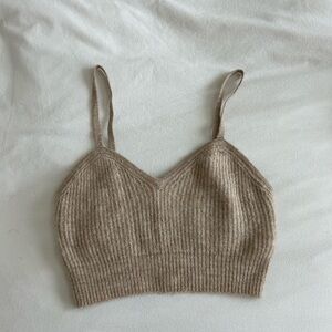 H&M cream/tan knit crop top